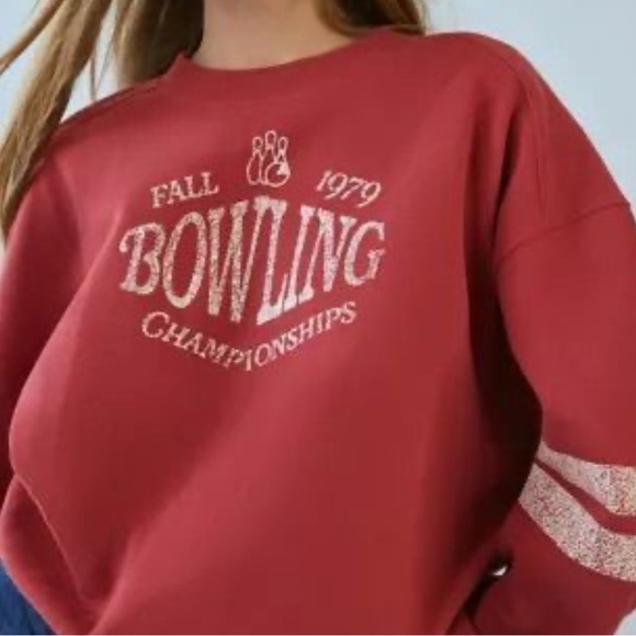 BDG Vibrant Red Sweatshirt - Picture 4 of 10